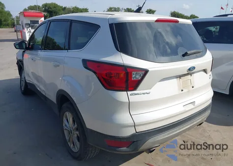 2019 Ford Escape Se из США, поврежденный, VIN 1FMCU0GD5KUA18446